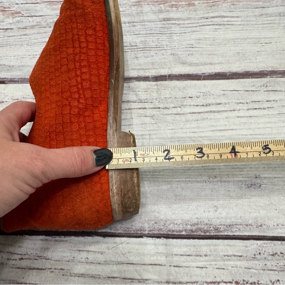 Free People Royale Flat Embossed Croc Suede Leather Red Orange Size 39 = US 9 - Picture 8 of 8